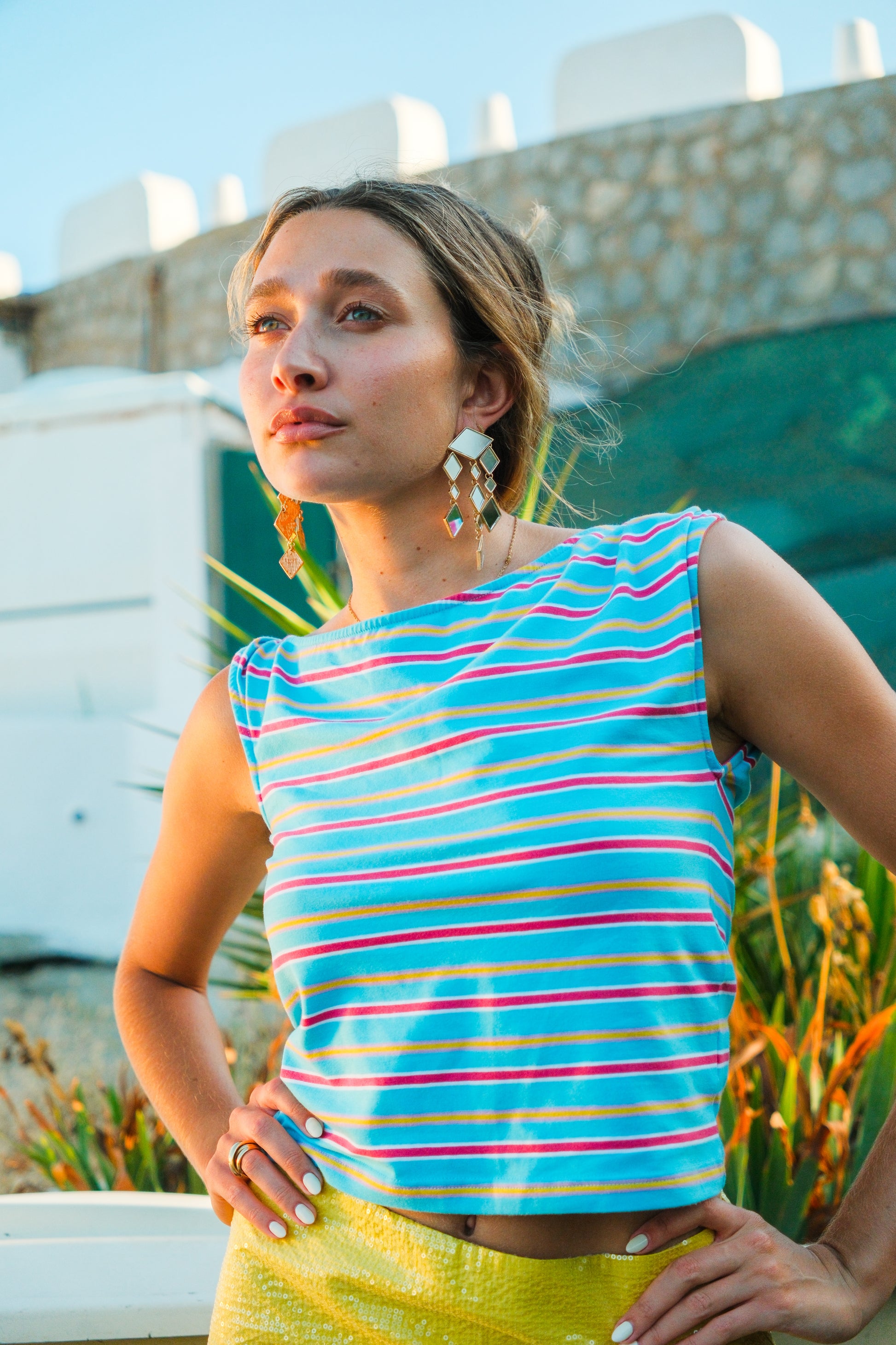 ILLETES Top